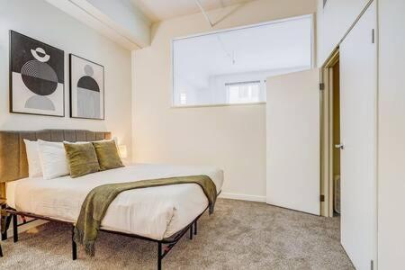 Cozysuites - 2Br With Direct Skybridge Access #1 อินเดียนาโพลิส ภายนอก รูปภาพ